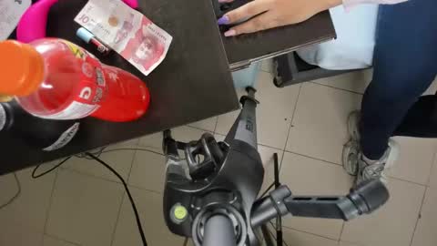 K E I T H Y online show from February 4, 2:14 am