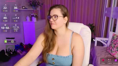 kellielowie online show from March 13, 8:26 am