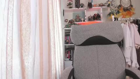 Leia online show from April 12, 7:55 am