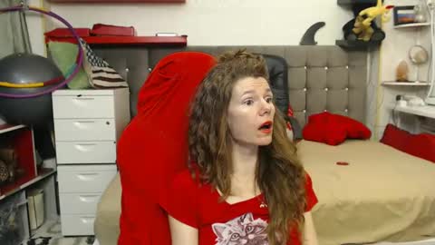 kelly online show from March 3, 11:56 pm