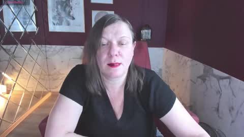 Kelly online show from November 1, 1:04 pm