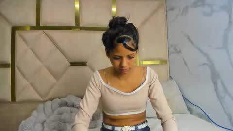 kendall69__ online show from November 19, 1:11 pm