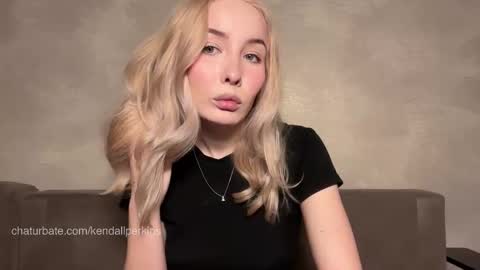 Kendall online show from January 7, 7:28 pm