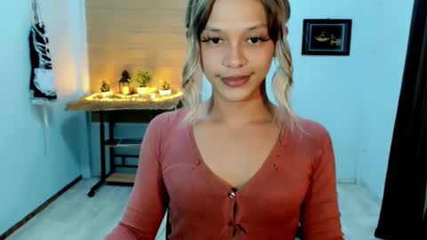 kendra_lunaxx online show from May 24, 1:54 pm
