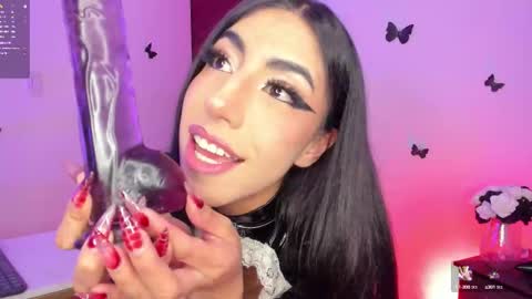 Snapshot of kendra_miller07_ chatting on September 20, 1:38 am Kendra online show from September 20, 1:38 am