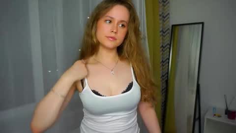 Kira online show from September 12, 5:42 pm