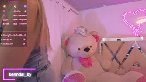 kenndal_tay online show from May 16, 12:02 am