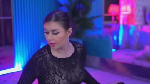 Kendra online show from November 9, 4:58 pm