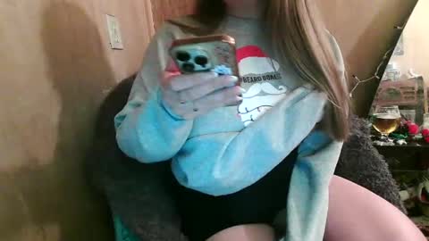 Snapshot of kennedynova777 chatting on February 8, 9:25 pm Kennedy Nova online show from February 8, 9:25 pm