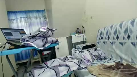 jeanny online show from February 17, 1:15 am