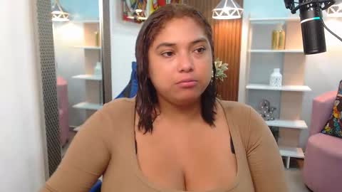 Snapshot of kenya_buhle chatting on September 23, 10:57 am Kenya Buhle online show from September 23, 10:57 am
