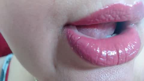 K E R L Y online show from October 20, 1:14 pm