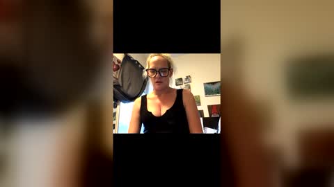 KeroseneAngel online show from January 18, 11:01 pm