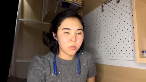 Jenny  online show from March 30, 9:53 am