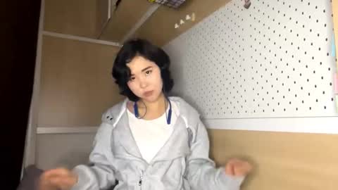 Jenny  online show from March 8, 2:04 am