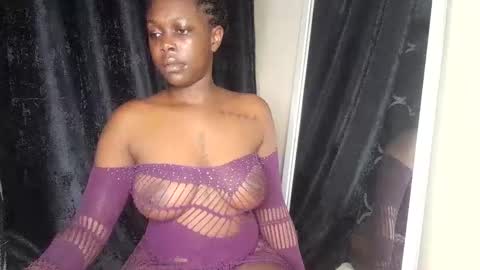 keyla online show from June 8, 7:47 pm