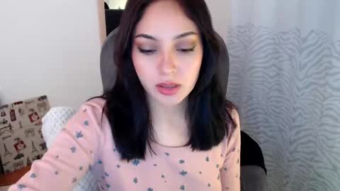 Liss online show from February 9, 6:37 pm