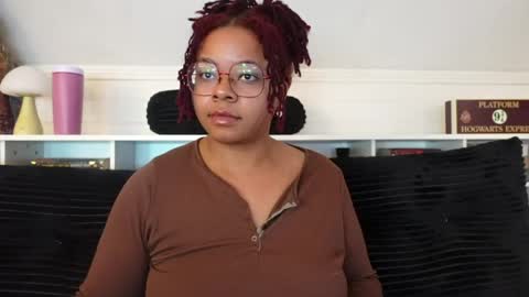 Khaya online show from March 24, 5:07 pm