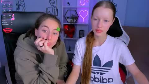 khloebeauty online show from October 15, 7:27 pm