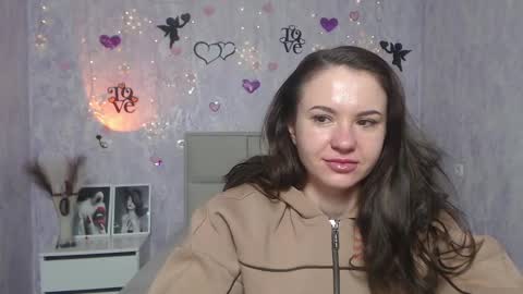 Snapshot of kiaracriegs chatting on February 10, 4:30 am Kara online show from February 10, 4:30 am