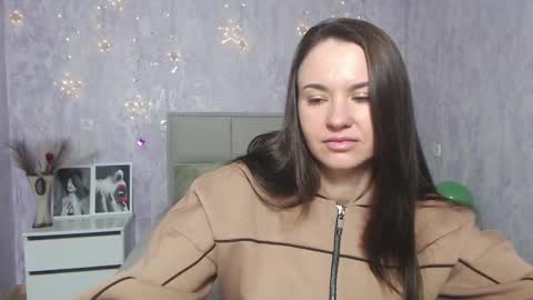 Snapshot of kiaracriegs chatting on January 16, 6:59 pm Kara online show from January 16, 6:59 pm