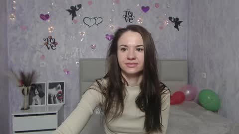 Snapshot of kiaracriegs chatting on February 4, 7:00 pm Kara online show from February 4, 7:00 pm
