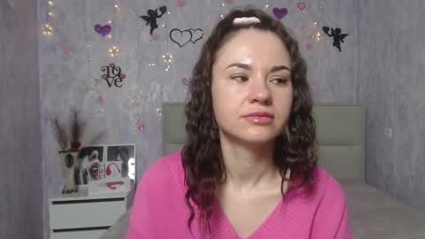 Snapshot of kiaracriegs chatting on March 3, 4:54 am Kara online show from March 3, 4:54 am