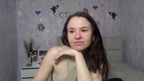 Snapshot of kiaracriegs chatting on February 28, 4:43 am Kara online show from February 28, 4:43 am