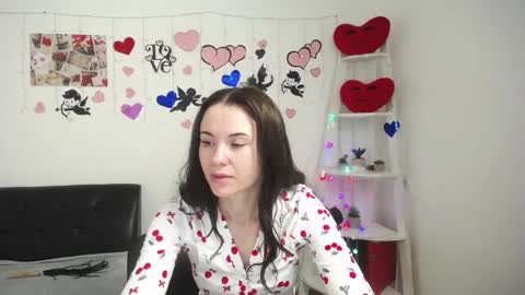 Snapshot of kiaracriegs chatting on February 27, 5:13 am Kara online show from February 27, 5:13 am