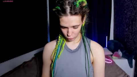 Kiki online show from November 21, 10:17 am