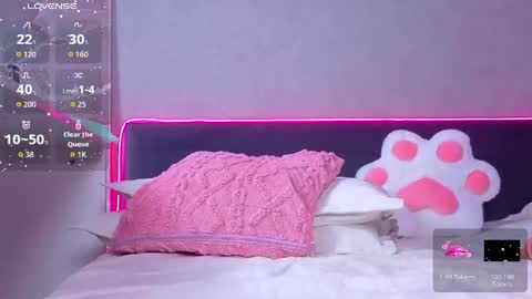 Kiki online show from April 11, 6:30 am