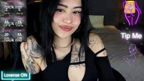 Kim online show from December 17, 5:33 am