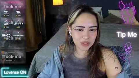 Kim online show from December 1, 6:28 am