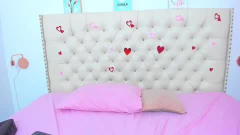 kim_eli online show from February 16, 7:49 pm