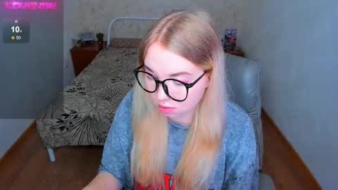 KIM online show from February 1, 10:14 am