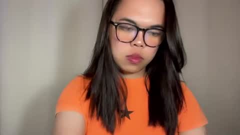 KYLIE online show from November 21, 5:59 pm