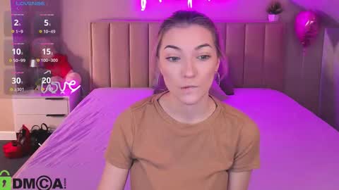 kimberlly_smith online show from February 23, 12:11 am