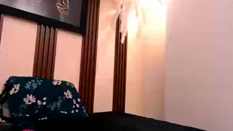 Snapshot of kimberly18cute chatting on September 20, 1:27 am KIMBER online show from September 20, 1:27 am