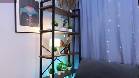 Kimber1y online show from April 30, 11:26 am