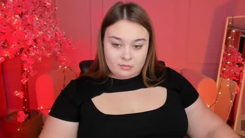 Snapshot of kimberlymaran chatting on December 5, 9:06 am The one that you wont be able to forget online show from December 5, 9:06 am