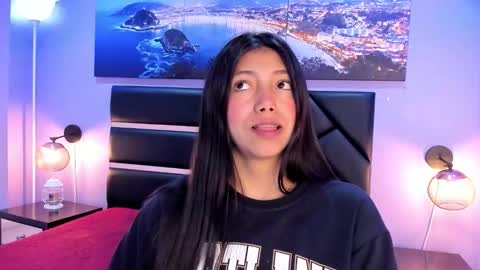 Kimberly Villalobos online show from March 19, 11:58 am