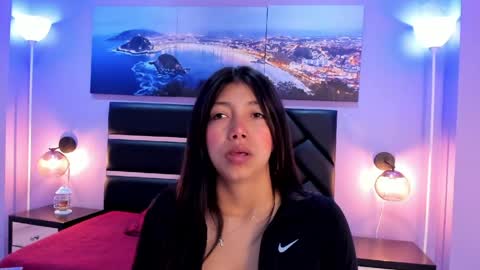 Kimberly Villalobos online show from April 15, 11:44 am