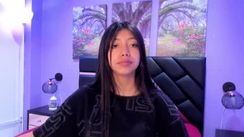 Kimberly Villalobos online show from November 14, 12:27 pm