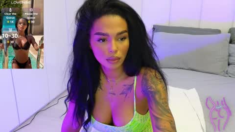 Kim online show from February 17, 1:11 pm