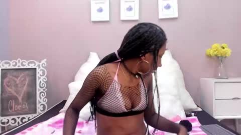 Julieth online show from November 17, 7:36 pm