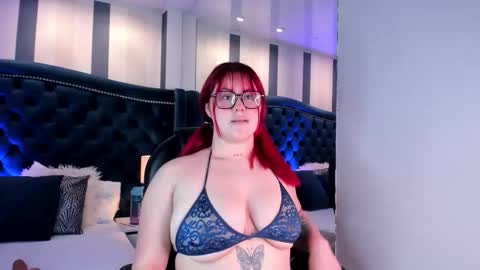 Kim online show from November 4, 8:14 pm