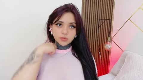     online show from November 15, 2:01 am