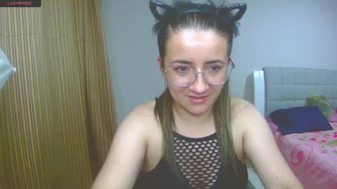 Snapshot of kimmy_naughty_ chatting on February 26, 12:52 am DAYANA online show from February 26, 12:52 am