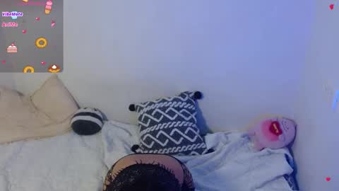 kimm online show from November 20, 5:58 pm