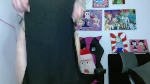 Snapshot of kind_scarlett chatting on February 26, 1:25 am Kind Scarlett online show from February 26, 1:25 am